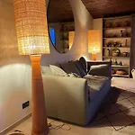 Вилла Lily Bay Baie De Santa Giulia-porto Vecchio Порто-Веккьо