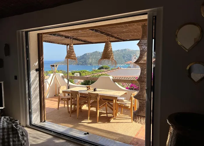 Lily Bay Baie De Santa Giulia-porto Vecchio * Porto-Vecchio (Corsica)