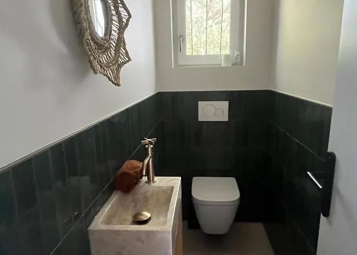 Lily Bay Baie De Santa Giulia-porto Vecchio