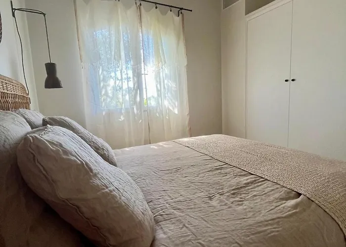 Lily Bay Baie De Santa Giulia-porto Vecchio * Porto-Vecchio (Corsica)